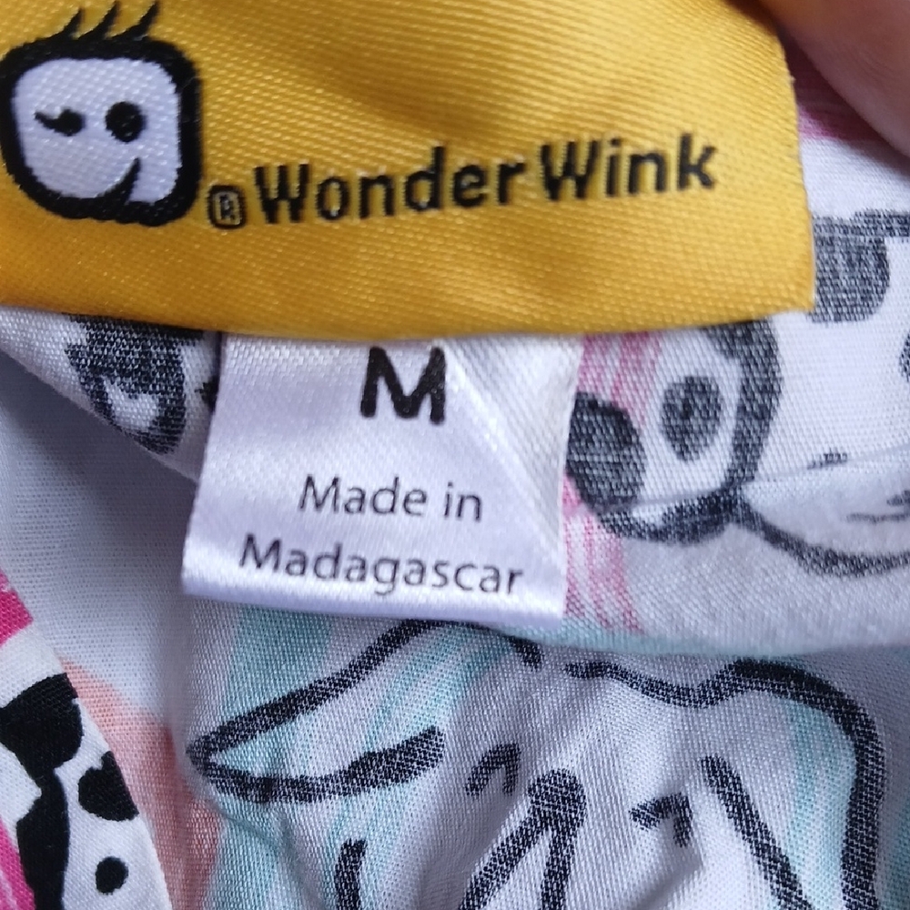 WonderWink Cartoon Print Scrub Top - Picture 3 of 11